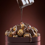 4700bc-gourmet-popcorn-nutty-tuxedo-chocolate-tin-150g